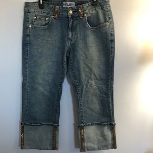 Bisou Bisou denim cuffed capris with bling detail, EUC, size 12.